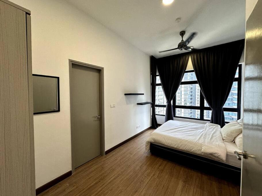 Entire In Apartment